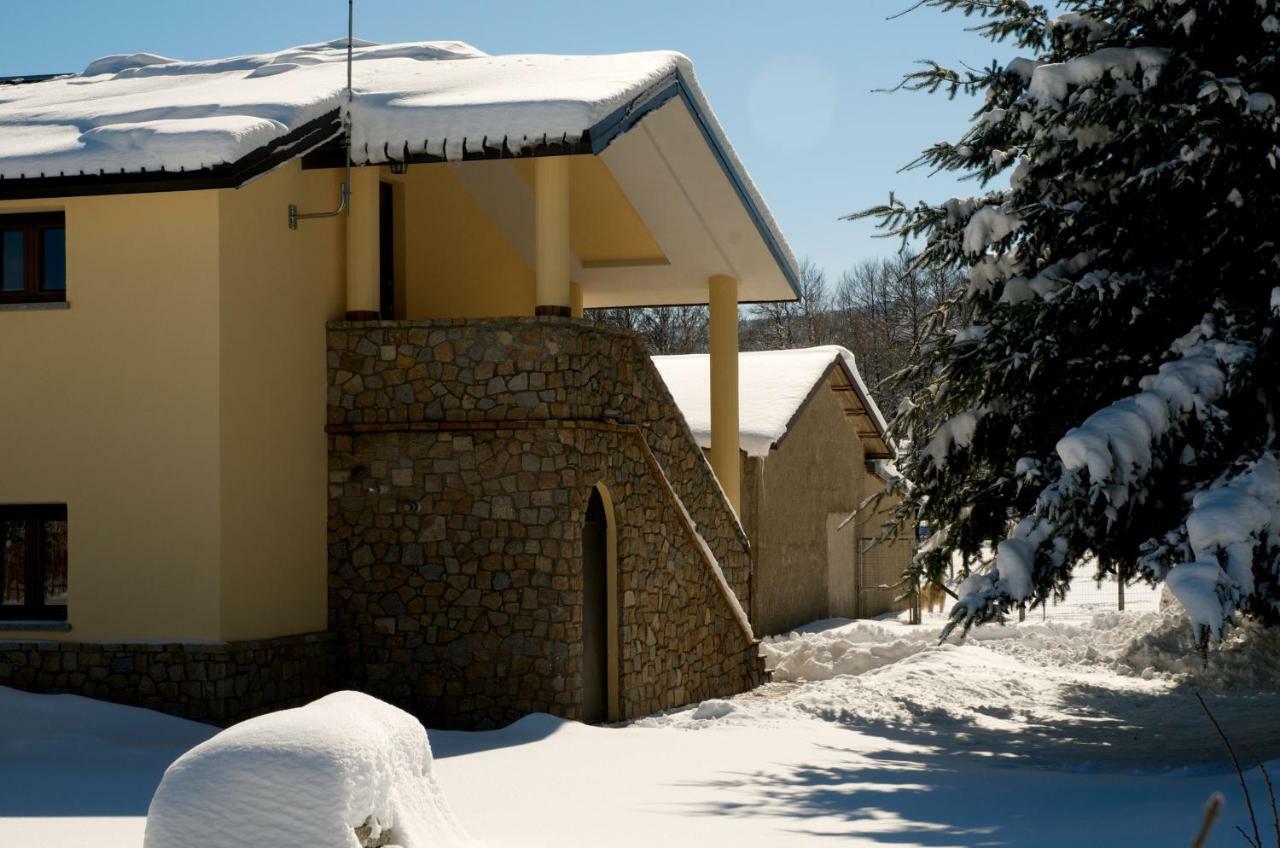 Agriturismo Fiorella Camigliatello Silano Exterior photo